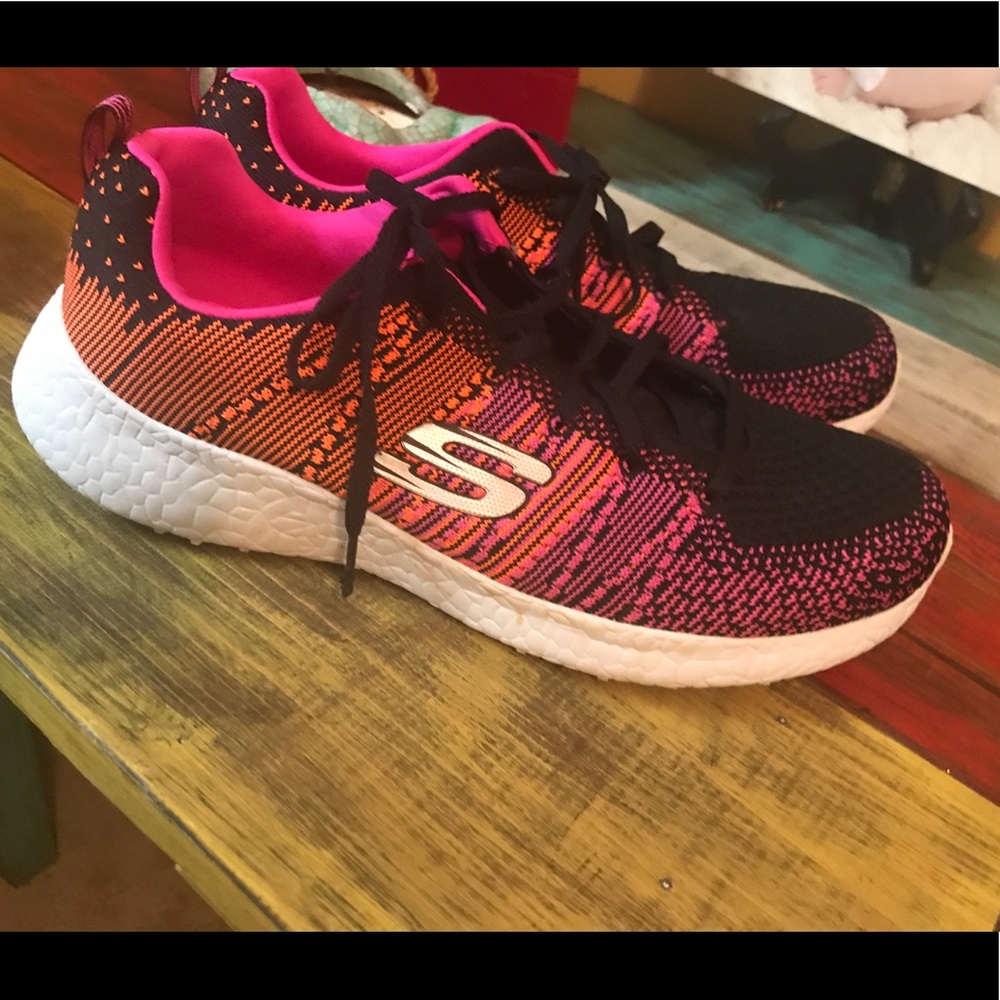 Sketchers shoes Sz 9